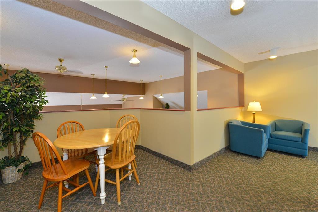 Americas Best Value Inn Калиспел Интериор снимка