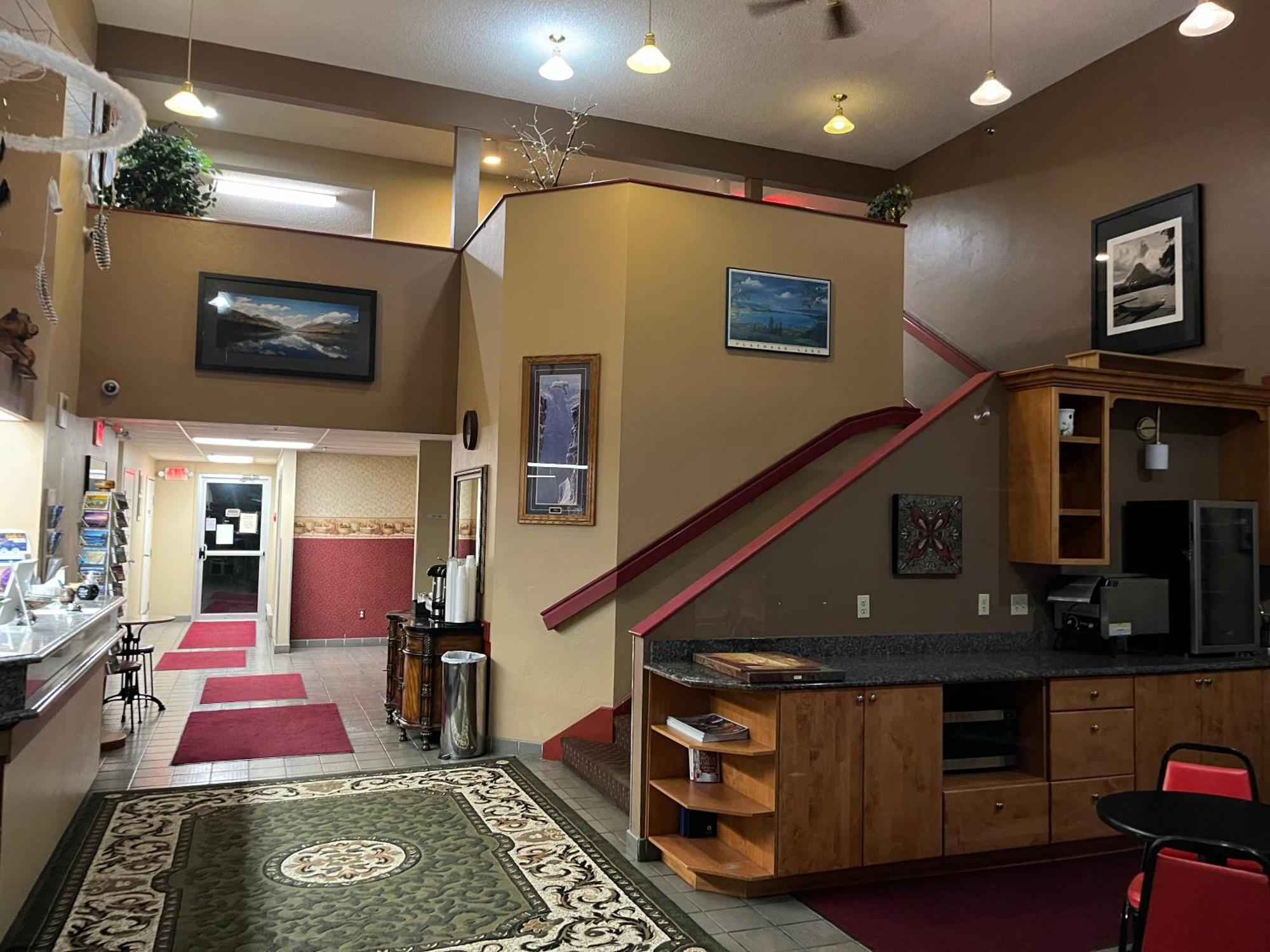 Americas Best Value Inn Калиспел Екстериор снимка