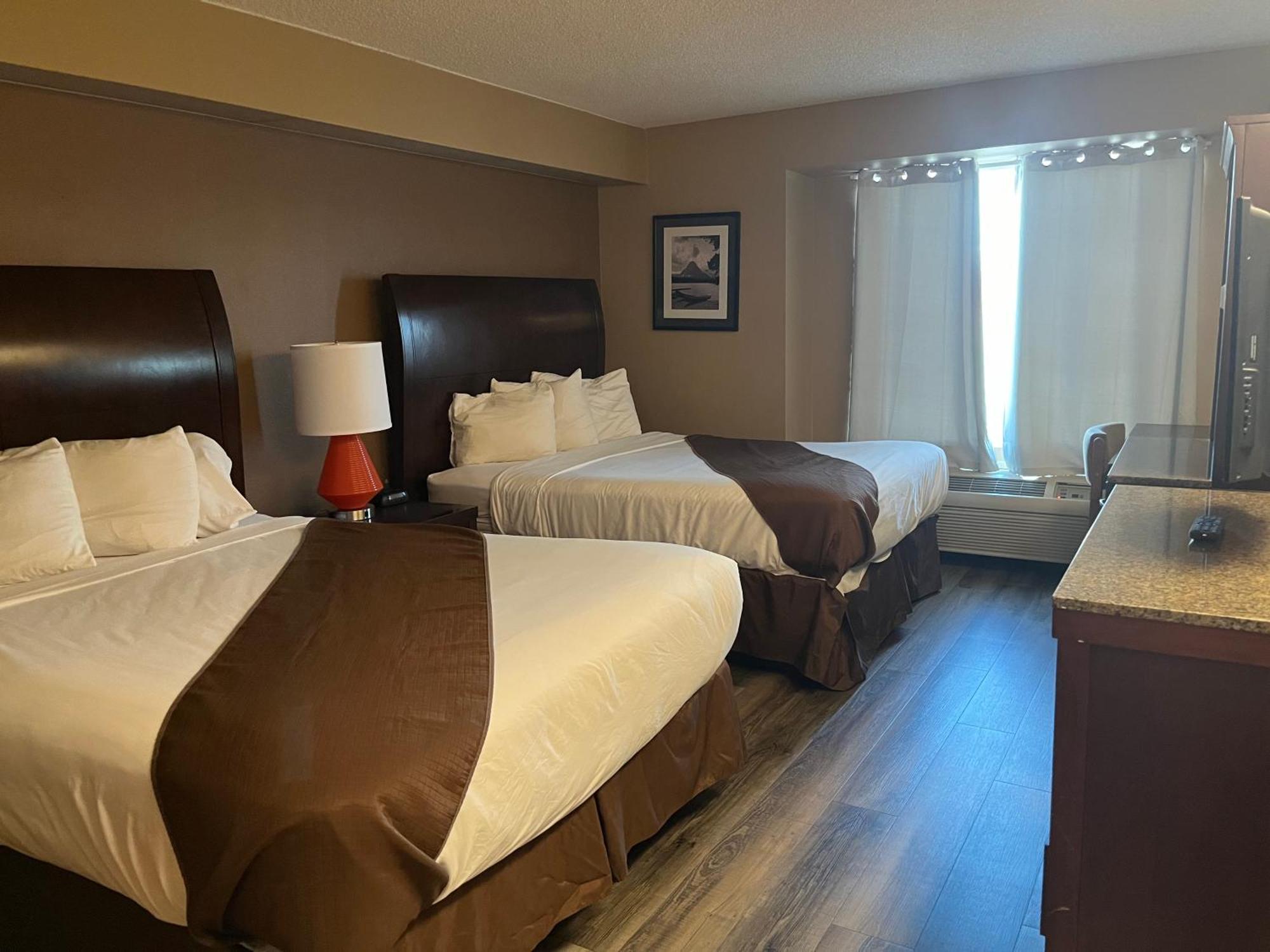 Americas Best Value Inn Калиспел Екстериор снимка