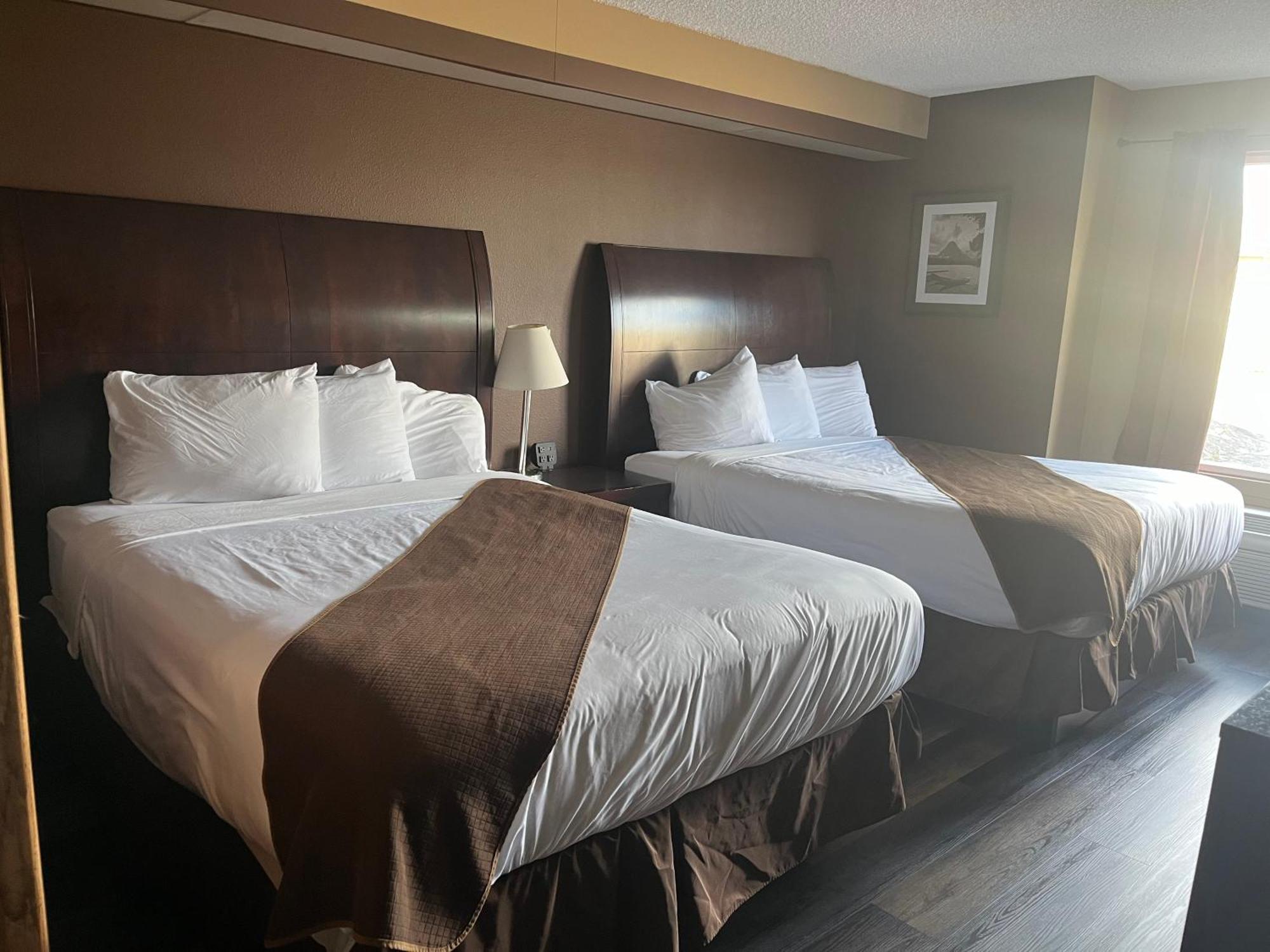 Americas Best Value Inn Калиспел Екстериор снимка