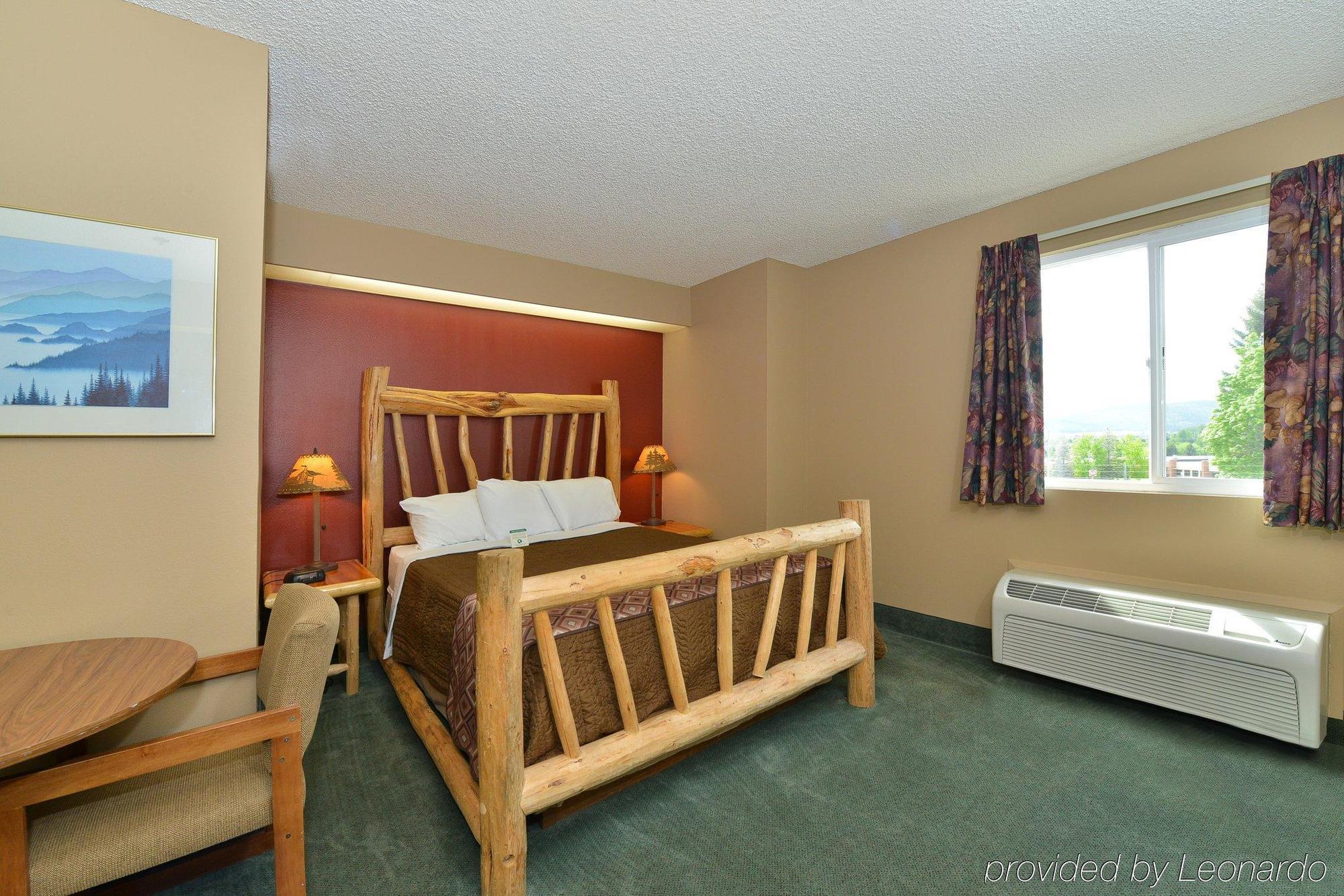 Americas Best Value Inn Калиспел Екстериор снимка